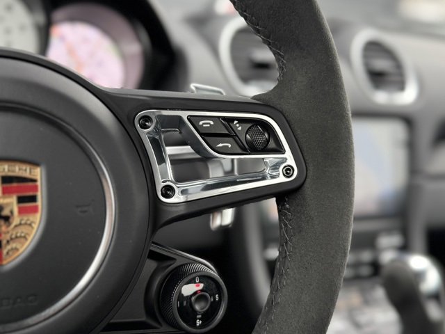 Used 2025 Porsche 718 Cayman GT4 image 20