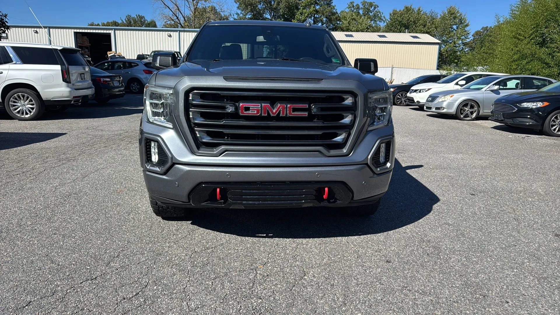 Used 2020 GMC Sierra 1500 AT4 w/ AT4 Premium Package image 2