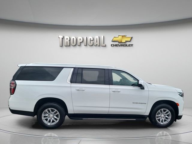 Used 2023 Chevrolet Suburban LT AWD/4WD image 6