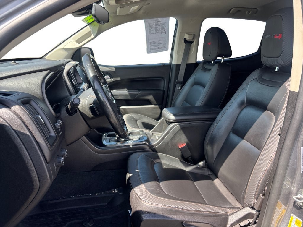Certified 2022 GMC Canyon AT4 w/ Driver Alert Package AWD/4WD image 10