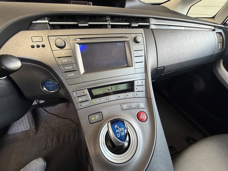 Used 2014 Toyota Prius Two FWD image 18