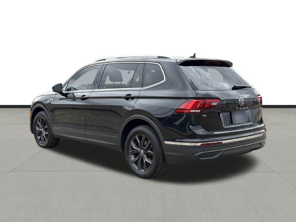 Used 2024 Volkswagen Tiguan SE FWD image 4