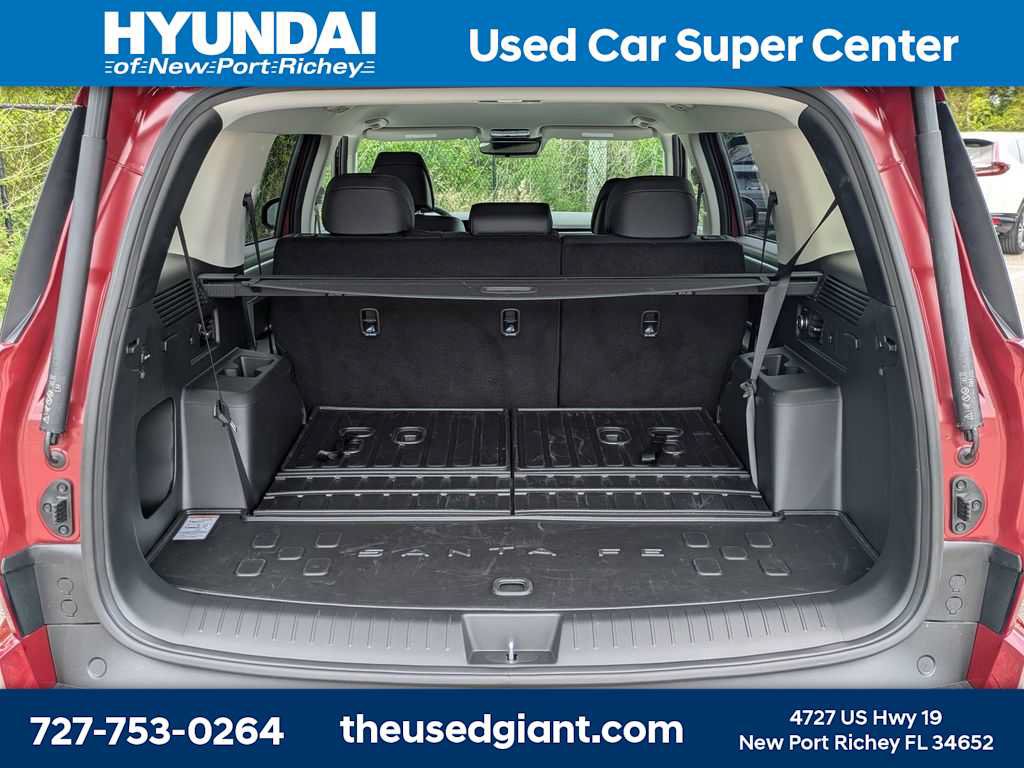 Used 2026 Hyundai Santa Fe SEL FWD image 13
