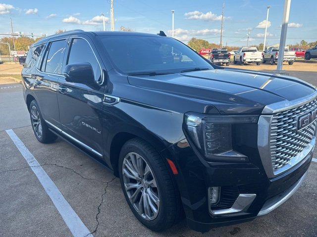 Certified 2021 GMC Yukon Denali w/ Denali Ultimate Package image 3