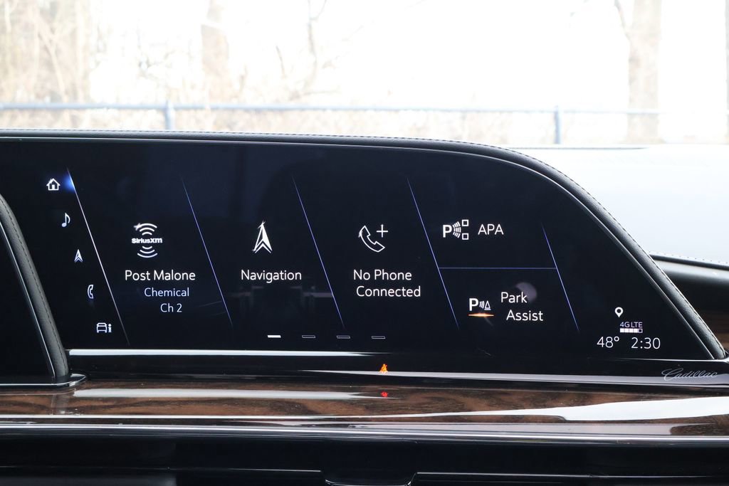 Used 2023 Cadillac Escalade Sport Platinum w/ LPO, ONYX Package image 16