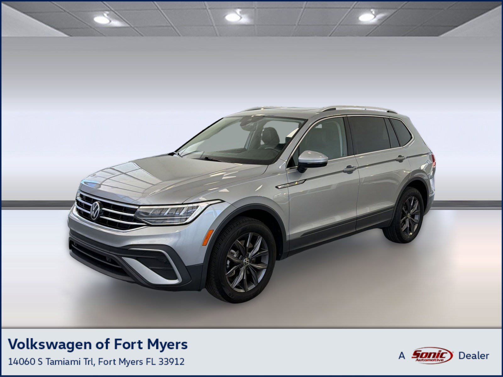 Used 2024 Volkswagen Tiguan SE