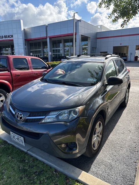Used 2015 Toyota RAV4 LE AWD/4WD image 1