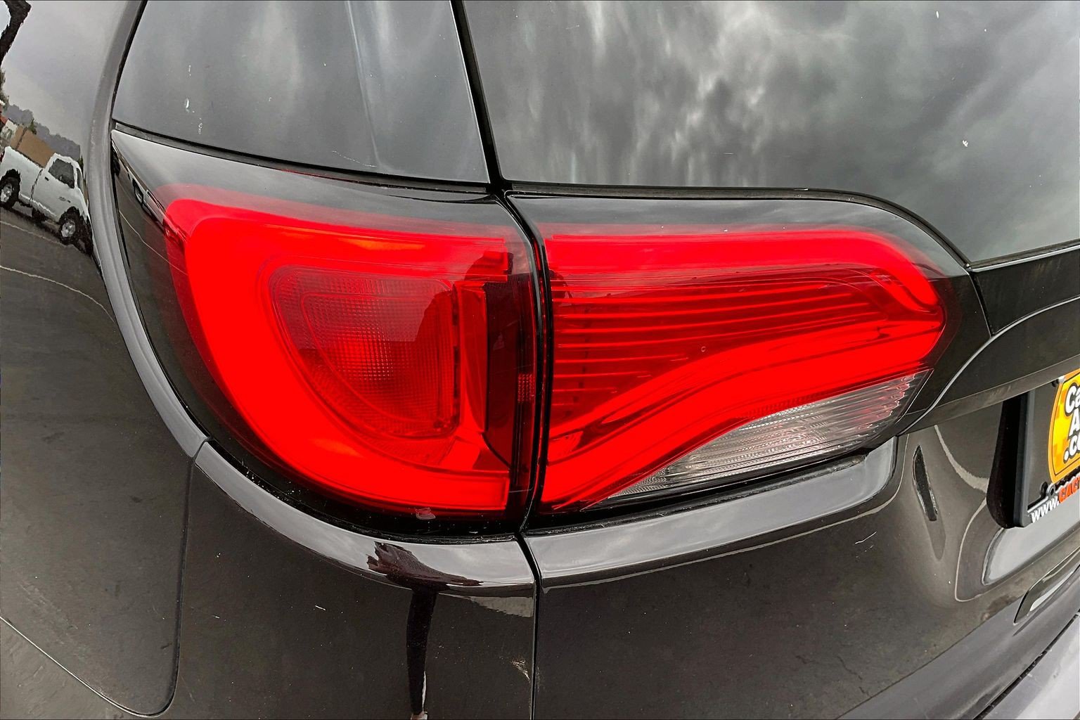 Used 2019 Chrysler Pacifica Limited w/ Advanced Safetytec Group FWD image 30