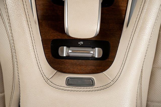 Used 2022 Mercedes-Benz GLS 450 4MATIC image 46