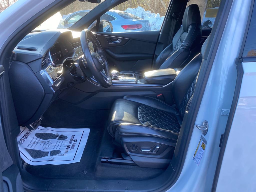 Used 2020 Audi SQ7 Premium Plus w/ S Executive Package AWD/4WD image 12
