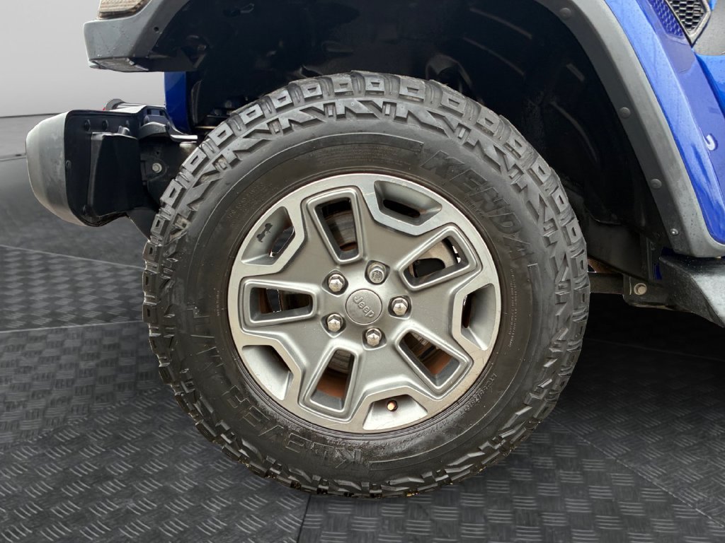 Used 2018 Jeep Wrangler Unlimited Sahara AWD/4WD image 22