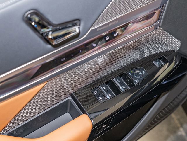 Used 2026 BMW 740i xDrive image 14