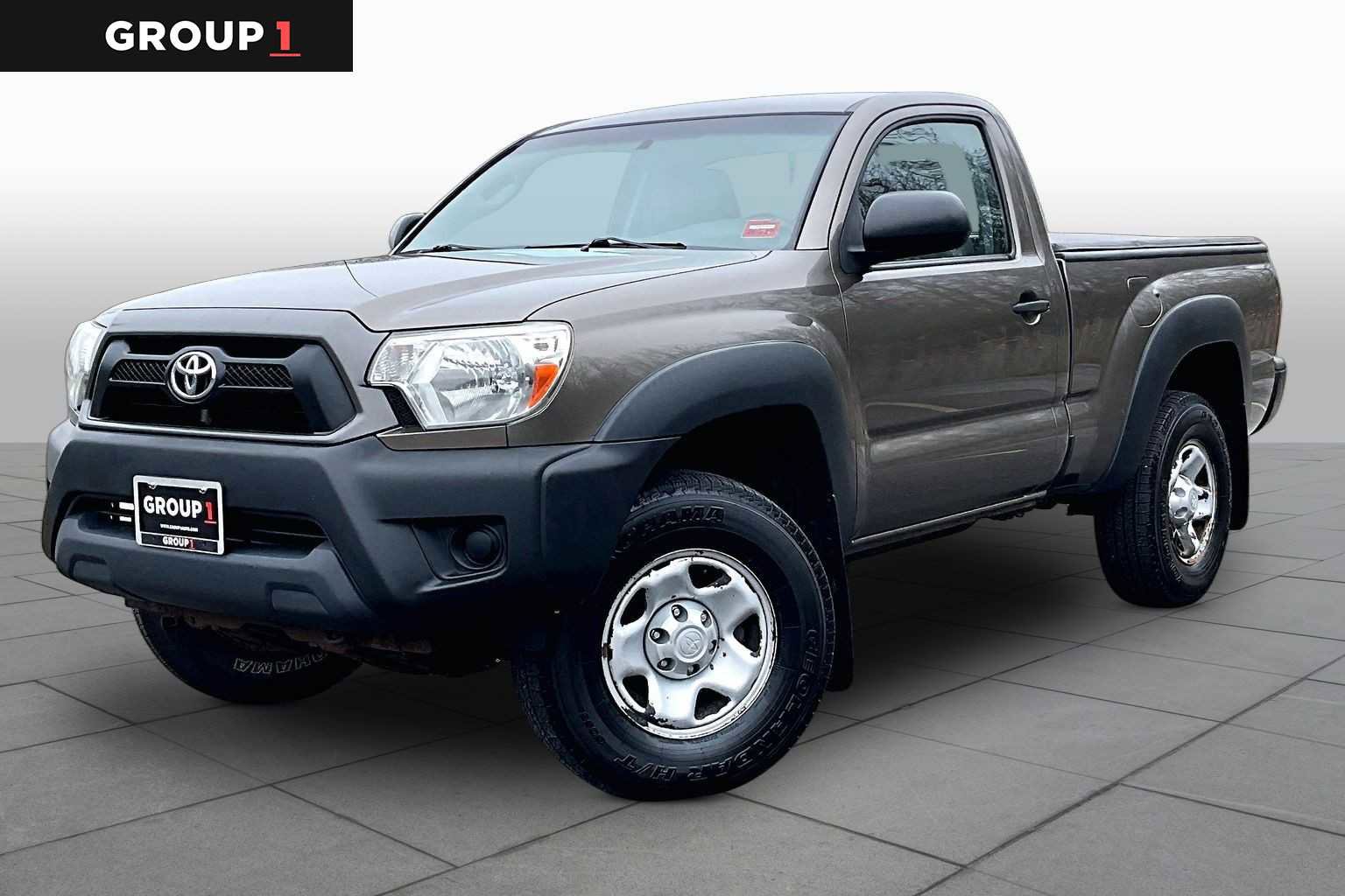Used 2012 Toyota Tacoma 4x4 Regular Cab image 1