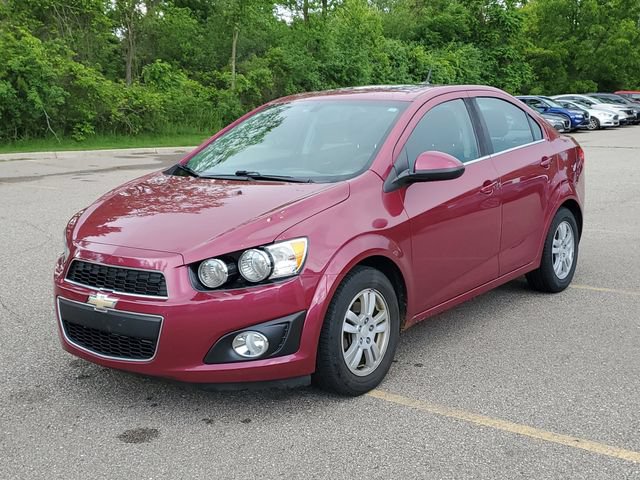Used 2014 Chevrolet Sonic LT w/ LT Promotional Package FWD image 2
