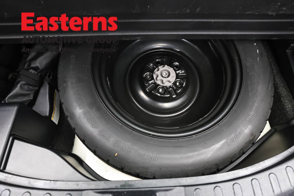 Used 2018 Toyota RAV4 XLE AWD/4WD image 24