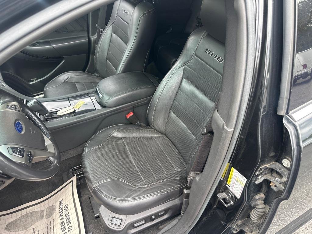 Used 2013 Ford Taurus SHO AWD/4WD image 20