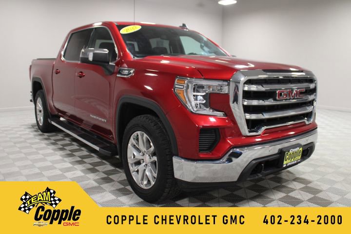 Used 2022 GMC Sierra 1500 SLE image 1