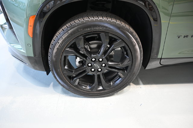 New 2027 Chevrolet Traverse RS w/ LPO, Floor Liner Package AWD/4WD image 34