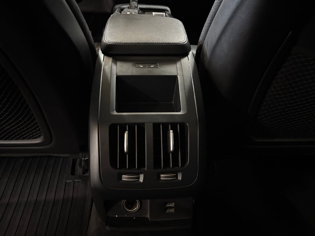 Used 2019 Volvo S90 T5 Momentum AWD/4WD image 38