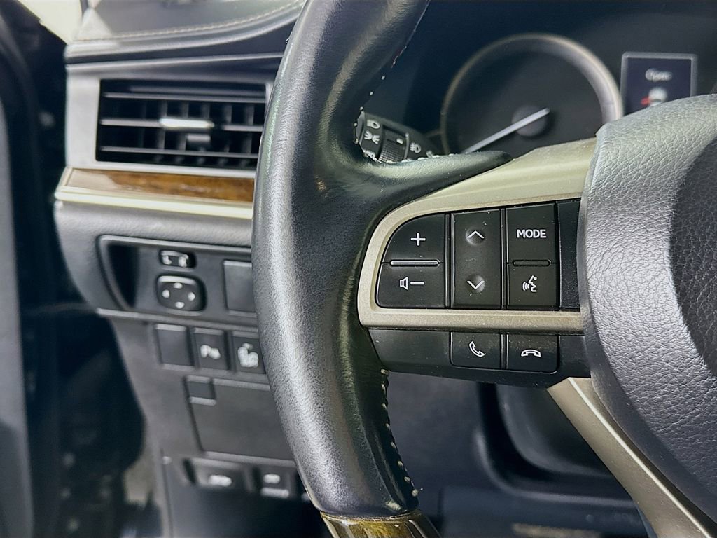 Used 2016 Lexus ES 350 350 w/ Navigation System Package image 22