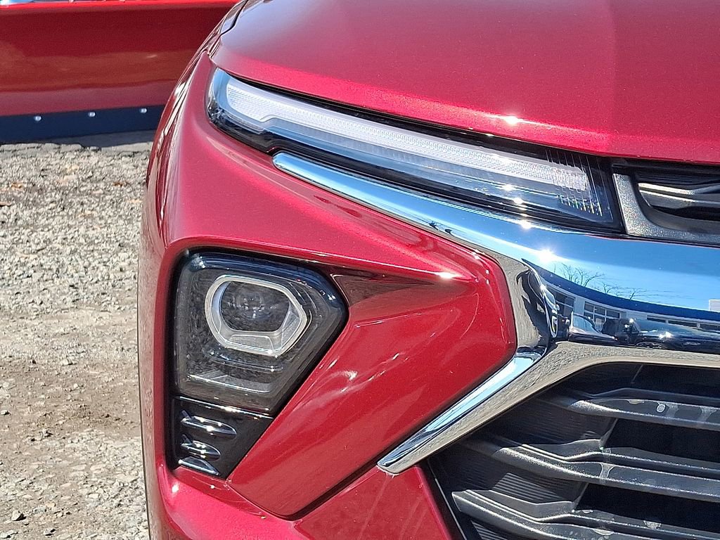 Used 2024 Chevrolet TrailBlazer LT w/ Driver Confidence Package image 36