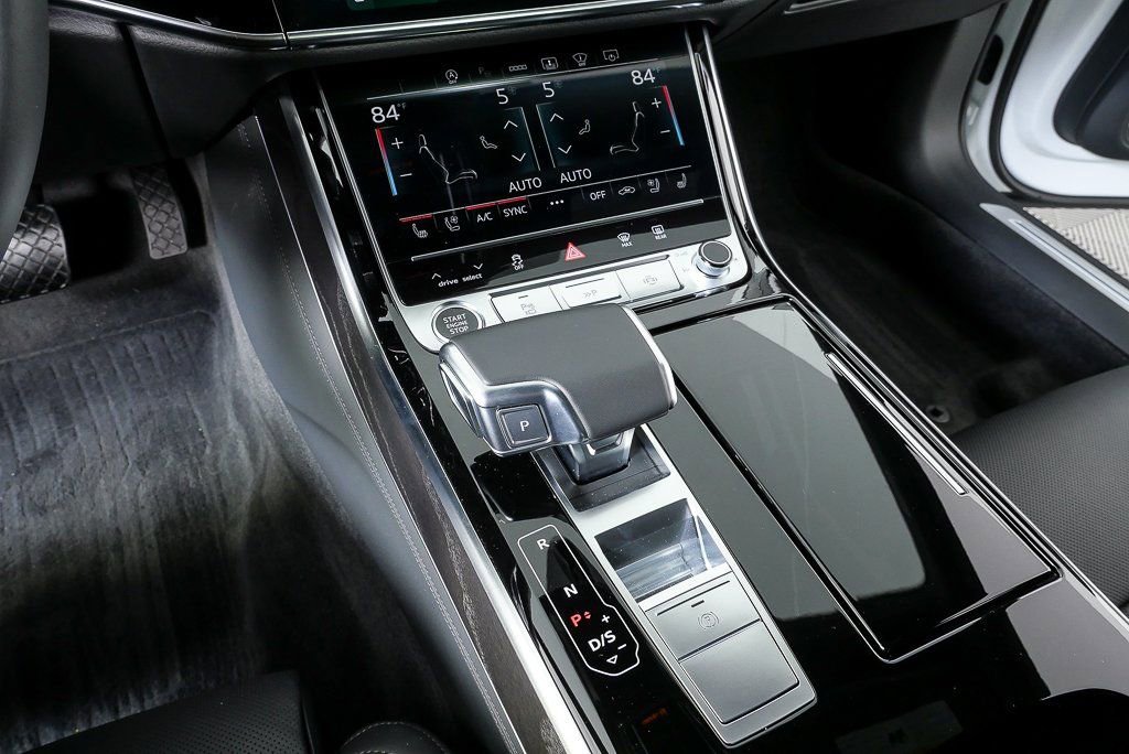 New 2025 Audi A8 L 3.0T image 18