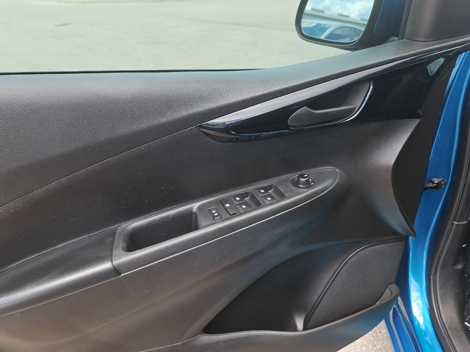 Used 2020 Chevrolet Spark LT FWD image 10