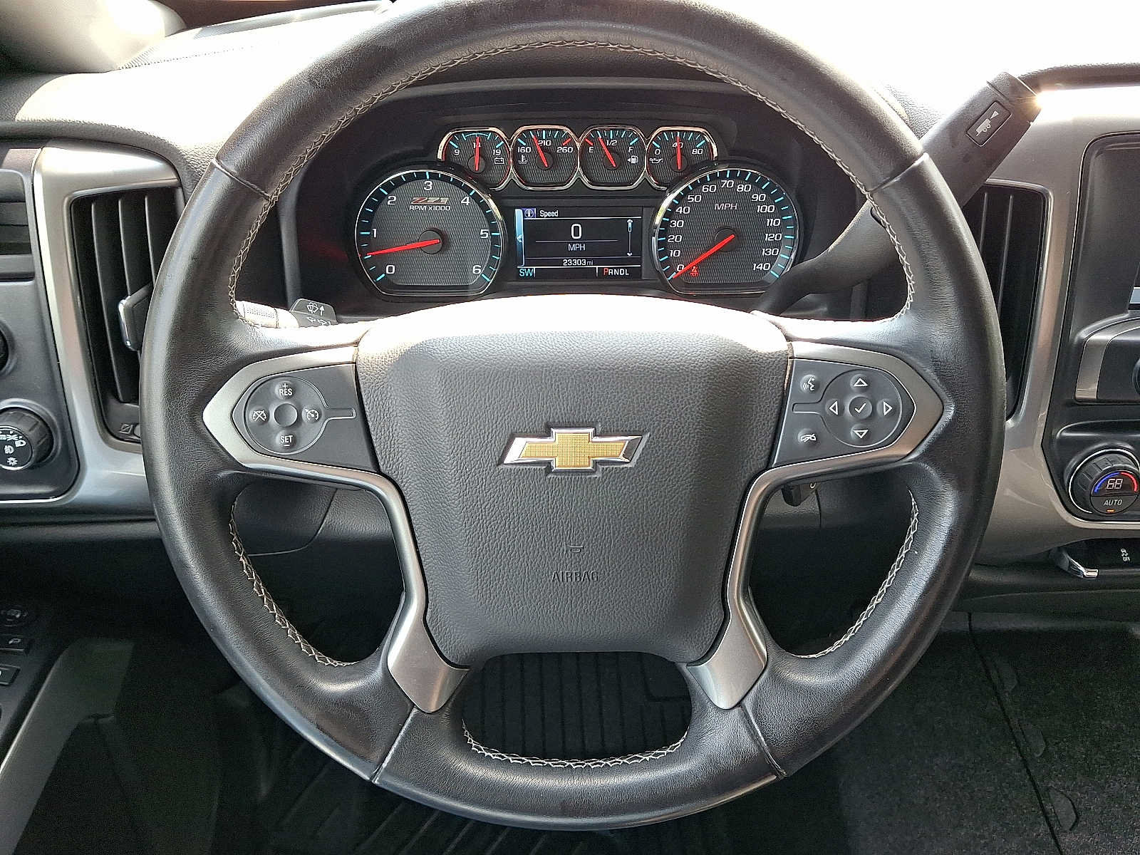Used 2018 Chevrolet Silverado 1500 LT w/ All Star Edition AWD/4WD image 19