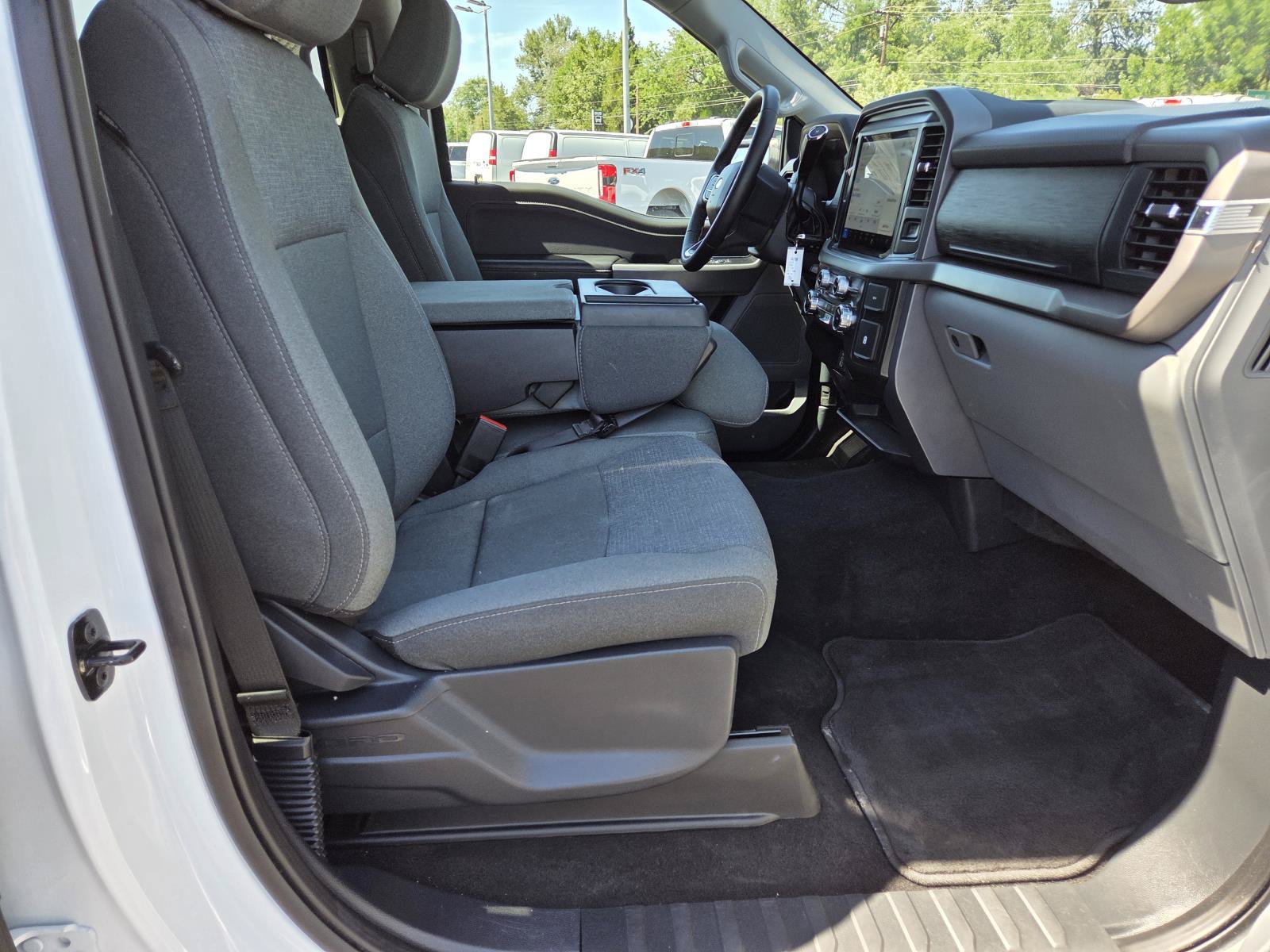 Used 2025 Ford F150 XLT w/ Equipment Group 301A Standard AWD/4WD image 20