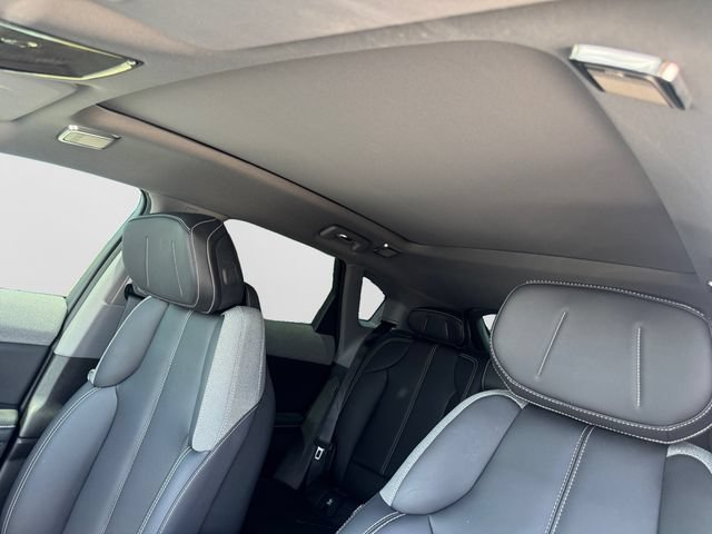 Used 2025 Cadillac Optiq Sport 1 AWD/4WD image 12