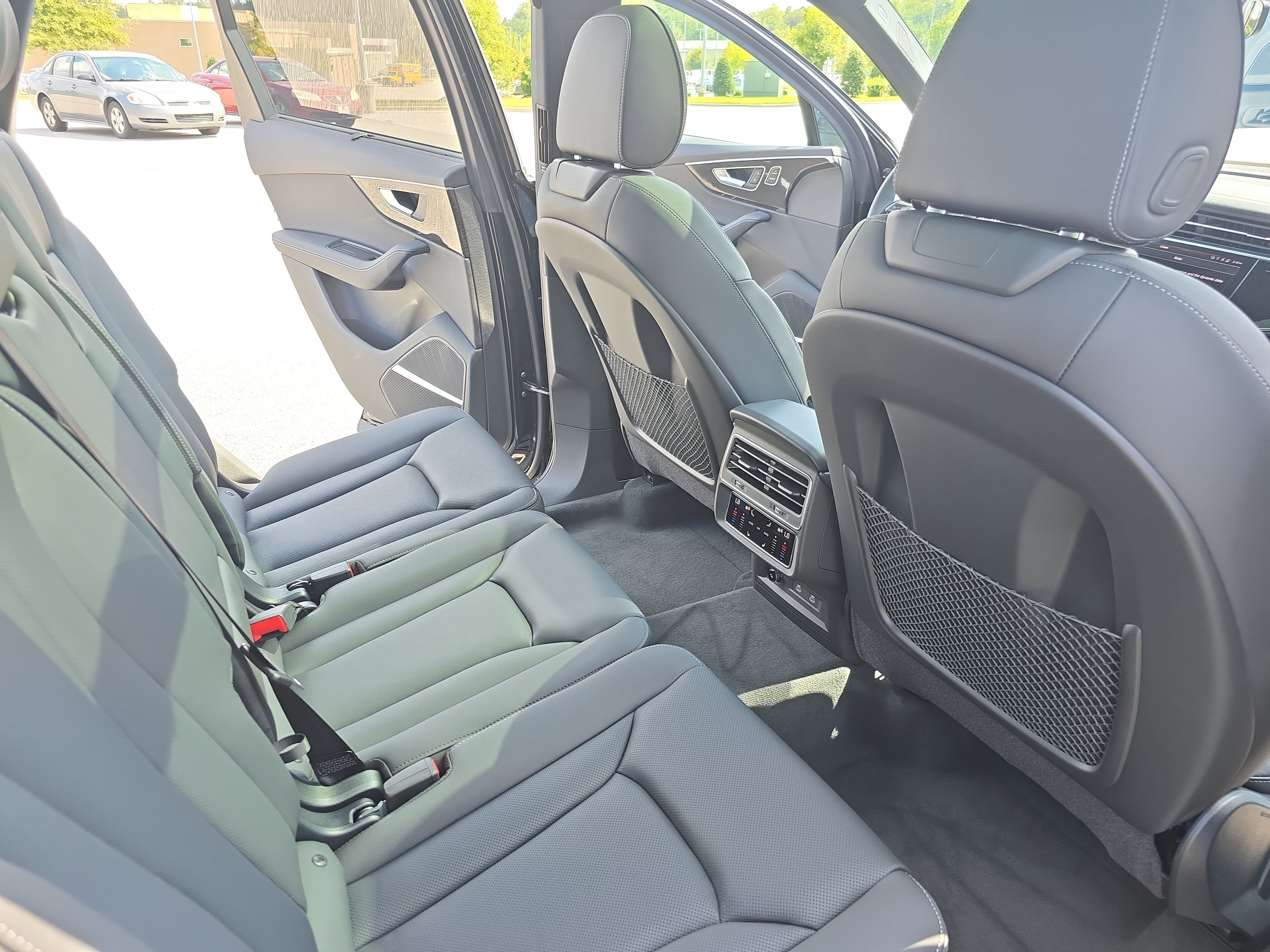 New 2025 Audi Q7 3.0T Premium Plus image 11