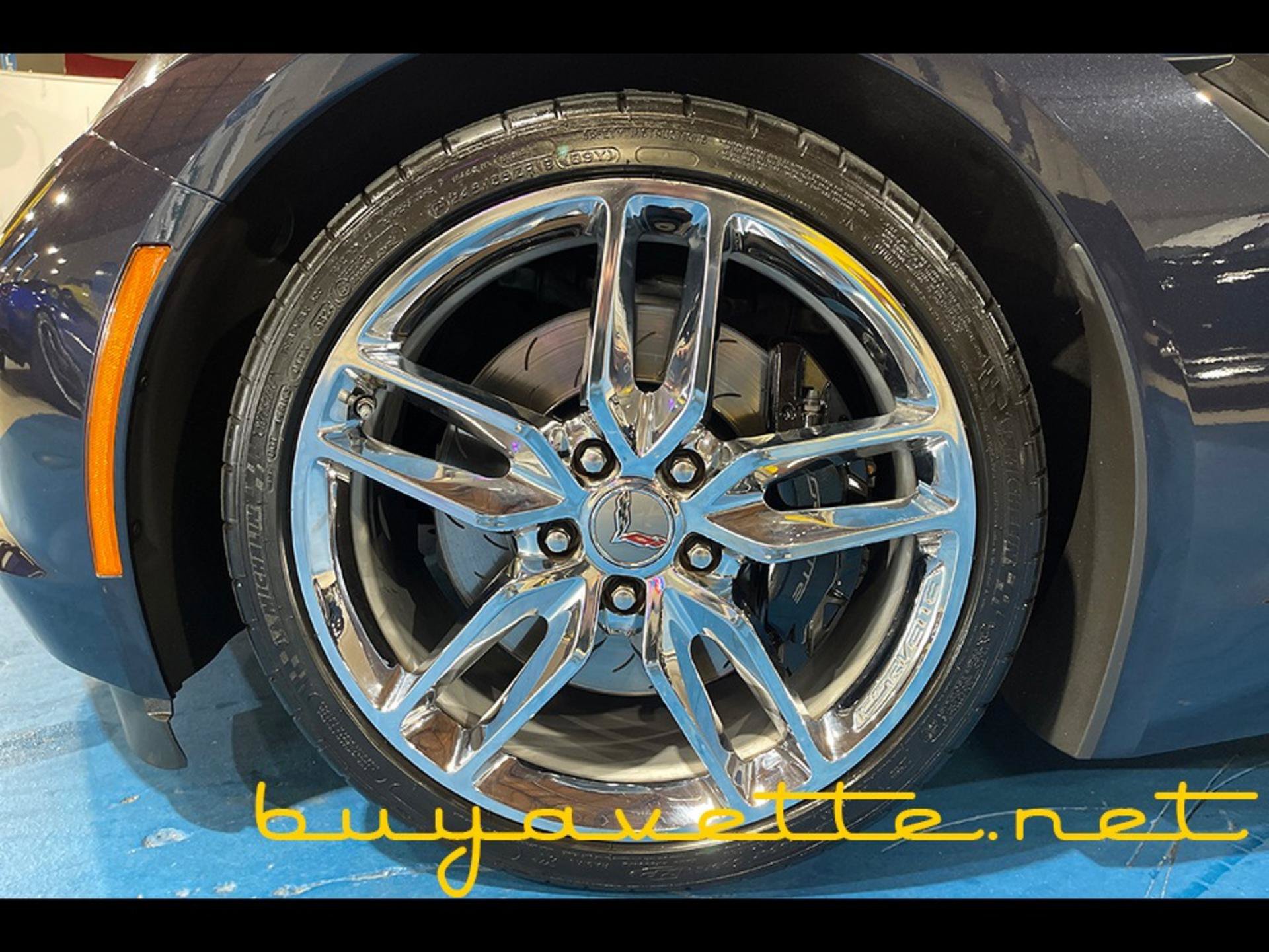 Used 2016 Chevrolet Corvette Stingray Coupe w/ 2LT Preferred Equipment Group RWD image 10