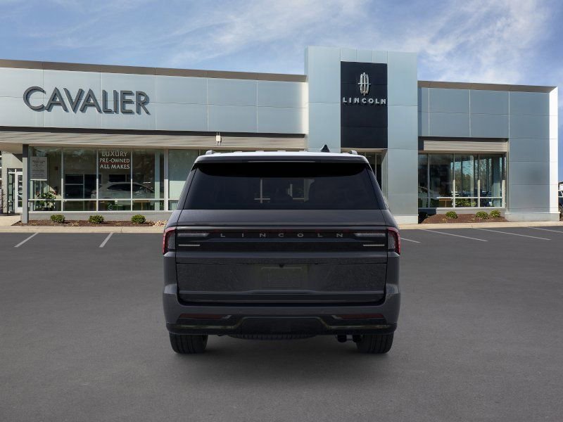 New 2025 Lincoln Navigator Reserve w/ Jet Appearance Package image 5