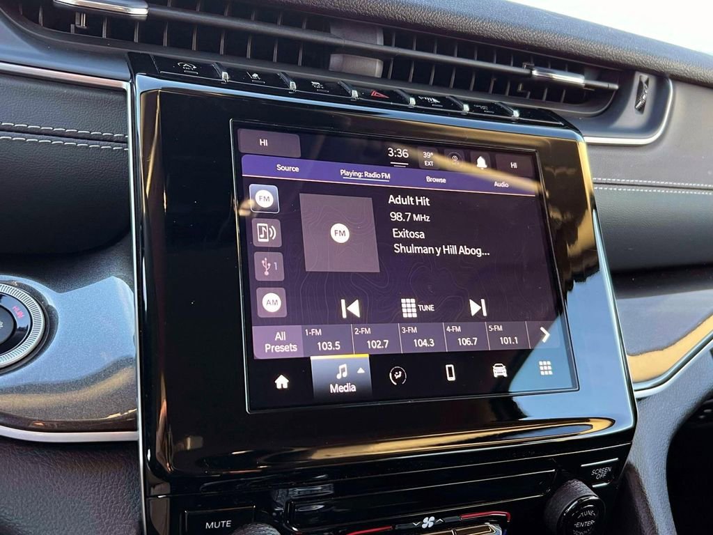 Certified 2023 Jeep Grand Cherokee L Laredo image 27