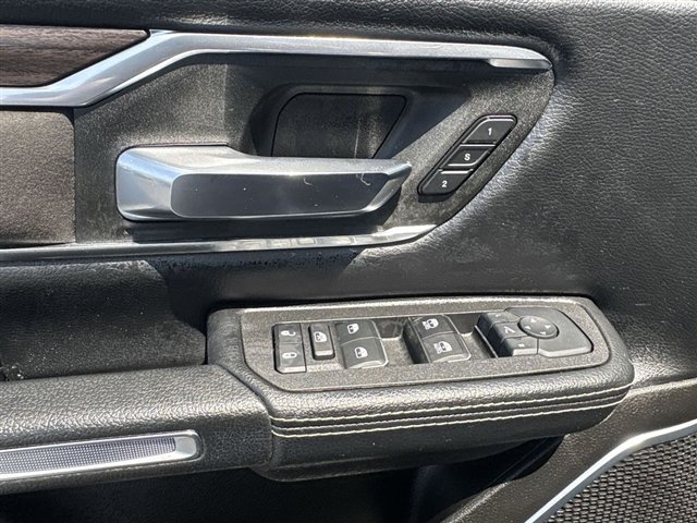 Used 2025 RAM 1500 Laramie w/ Sport Appearance Package AWD/4WD image 24