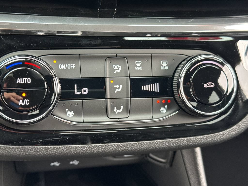 New 2026 Buick Envista Sport Touring w/ Convenience I Package FWD image 19