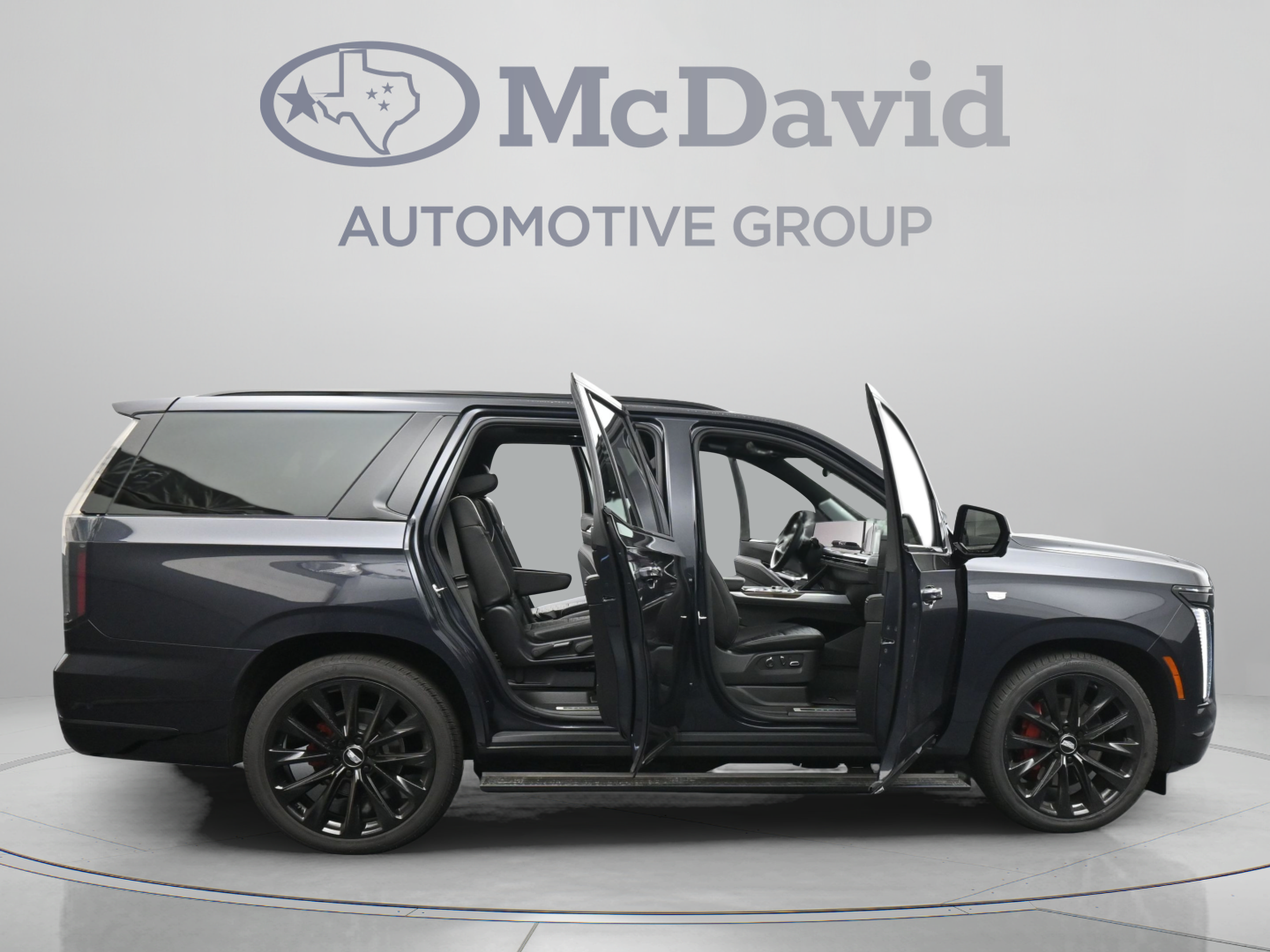 Used 2026 Cadillac Escalade Platinum Sport w/ LPO, ONYX Package AWD/4WD image 40