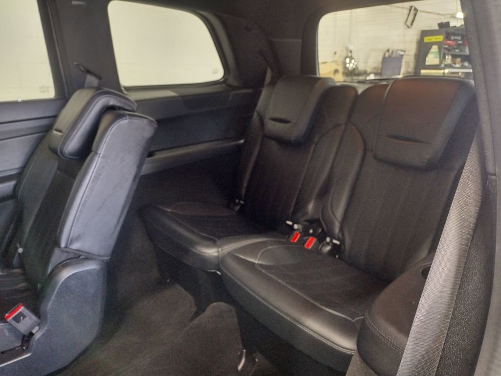 Used 2019 Mercedes-Benz GLS 450 4MATIC image 30