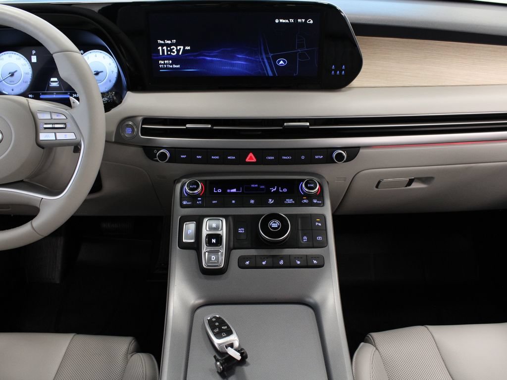 Used 2024 Hyundai Palisade Limited FWD image 26
