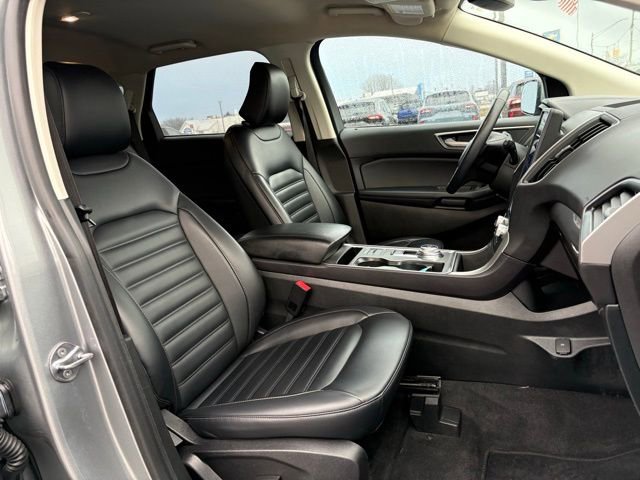 Used 2024 Ford Edge SEL image 13