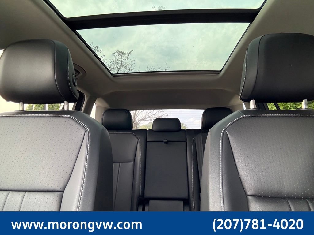 Used 2023 Volkswagen Tiguan SE w/ Panoramic Sunroof Package AWD/4WD image 37
