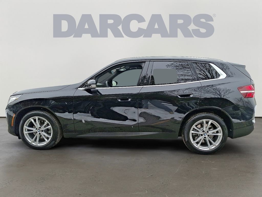 Used 2025 BMW X3 xDrive30i w/ Premium Package image 4