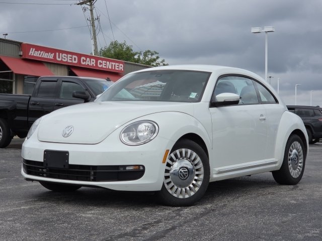 Used 2016 Volkswagen Beetle 1.8T SE FWD image 2