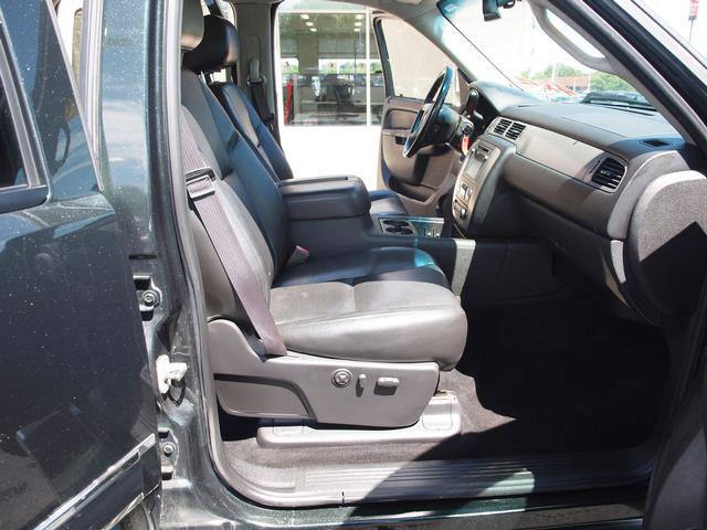 Used 2013 Chevrolet Silverado 1500 LTZ w/ LTZ Plus Package AWD/4WD image 6