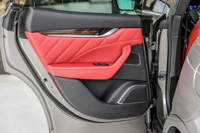 Used 2019 Maserati Levante GranLusso image 53