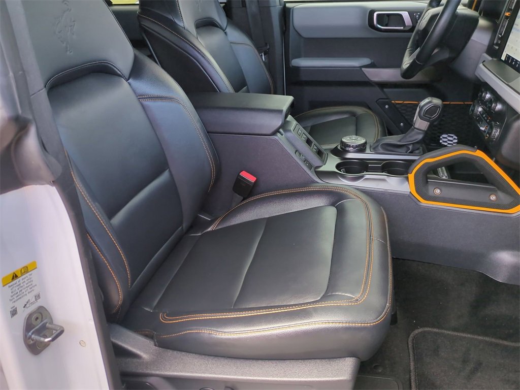 Used 2023 Ford Bronco Badlands image 27