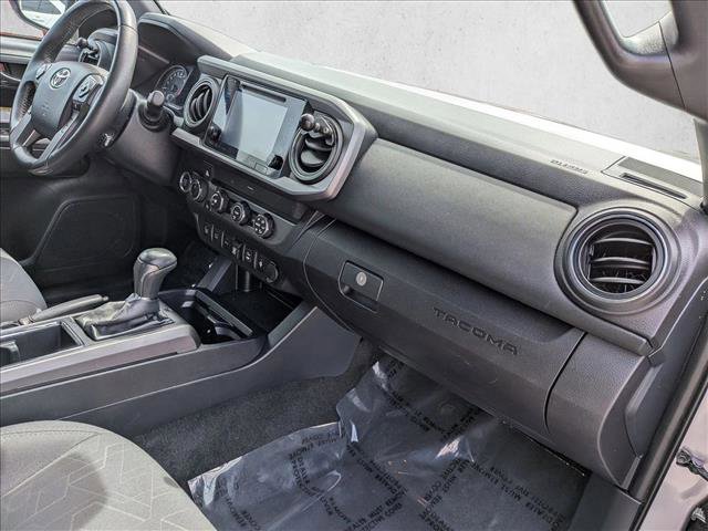 Used 2019 Toyota Tacoma TRD Off-Road w/ Technology Package AWD/4WD image 20