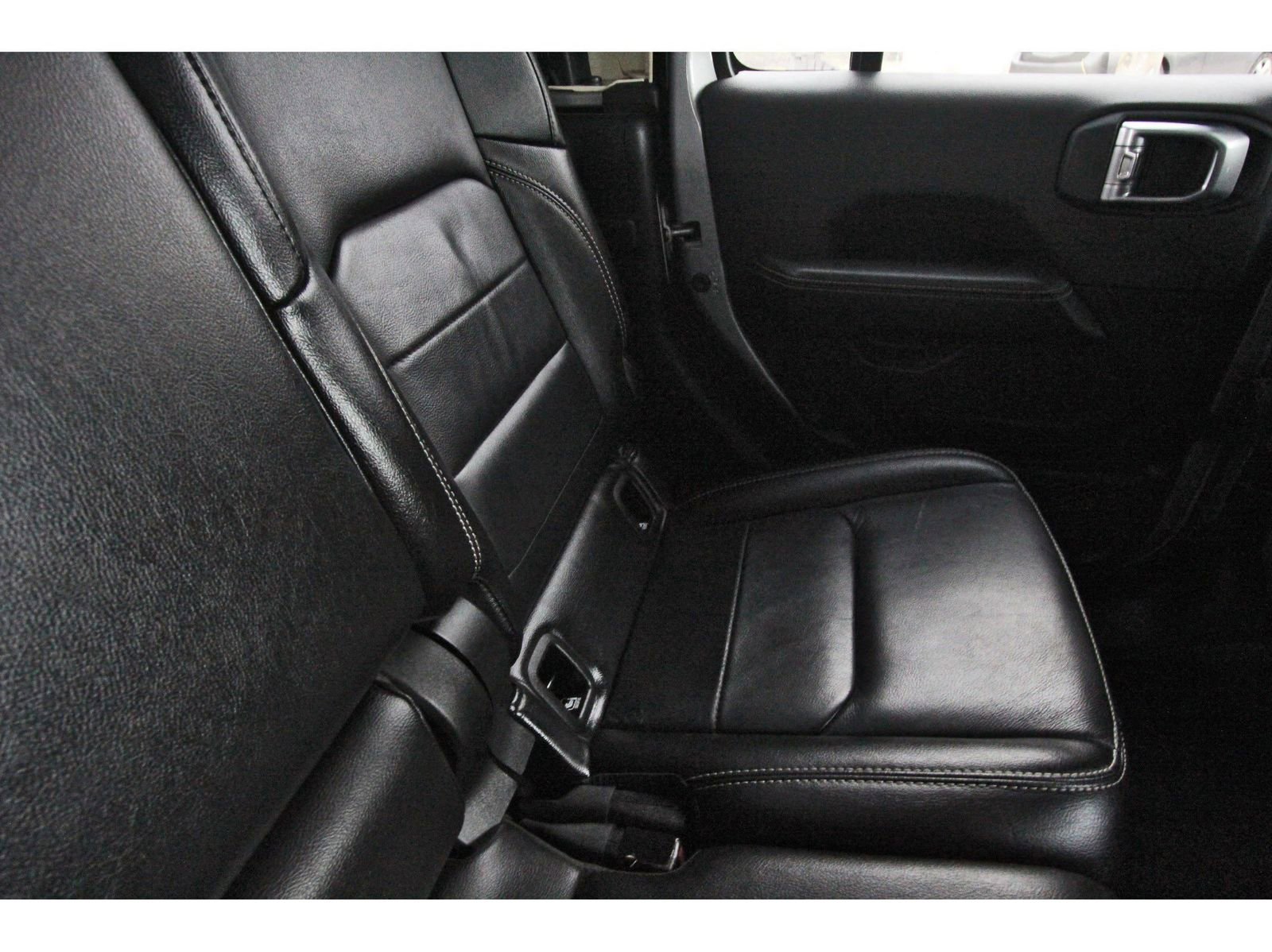 Used 2021 Jeep Gladiator Overland w/ Popular Equipment Package image 15