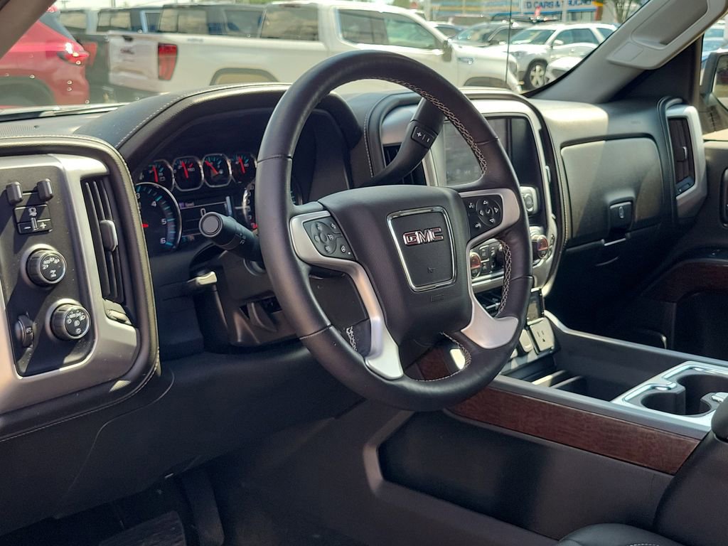 Used 2018 GMC Sierra 1500 SLT AWD/4WD image 17