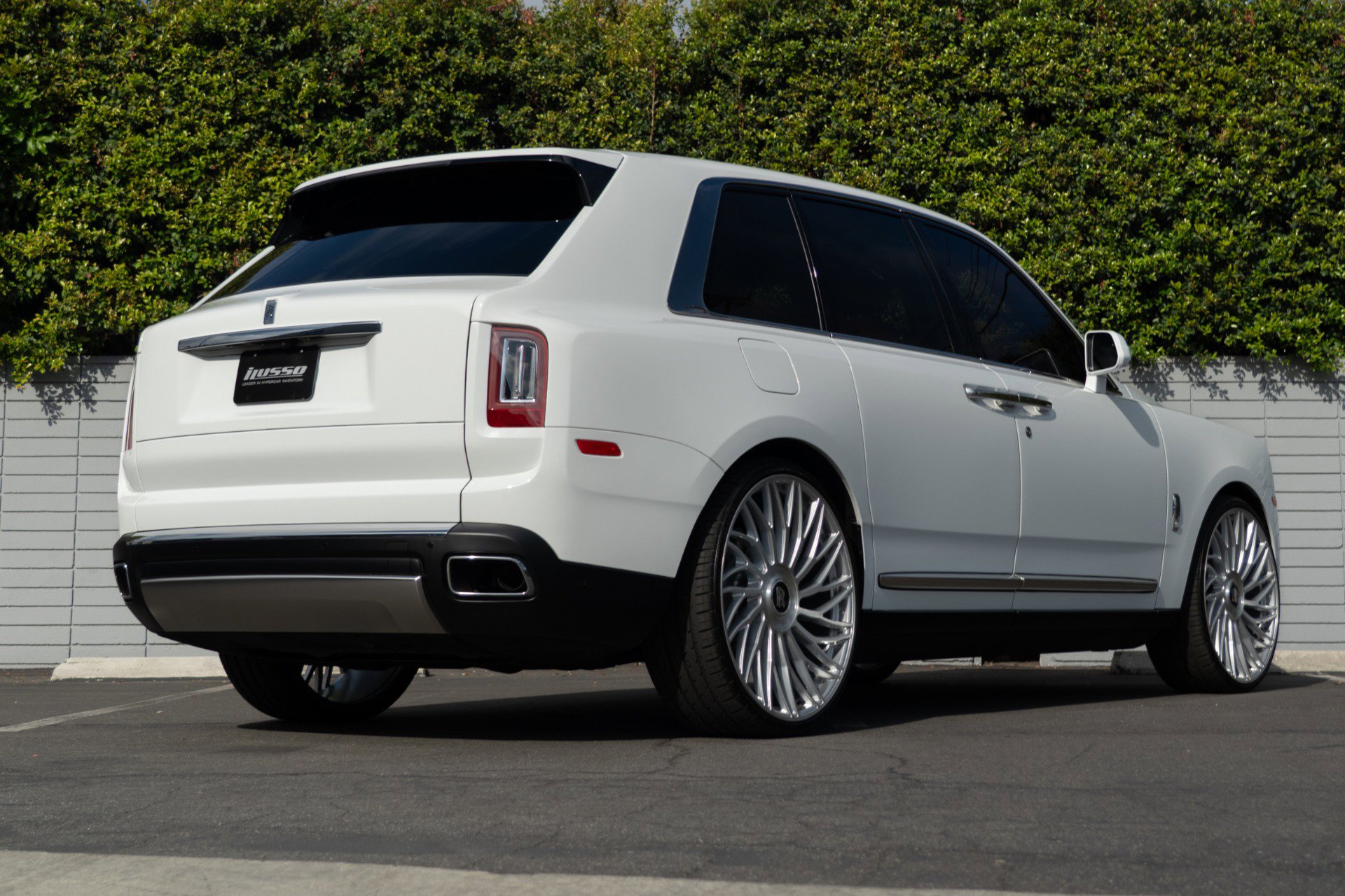 Used 2022 Rolls-Royce Cullinan image 32